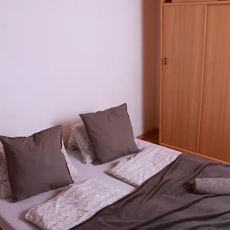 Ragaz House