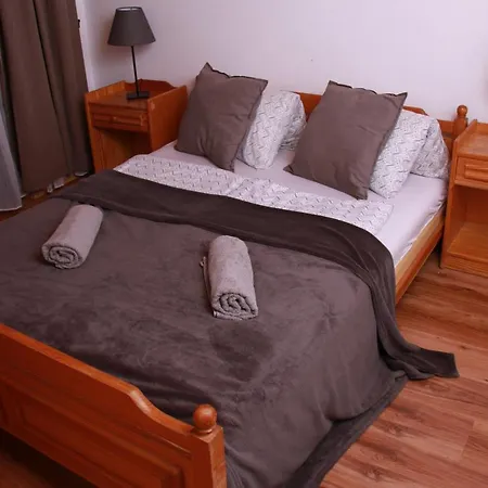 Ragaz House